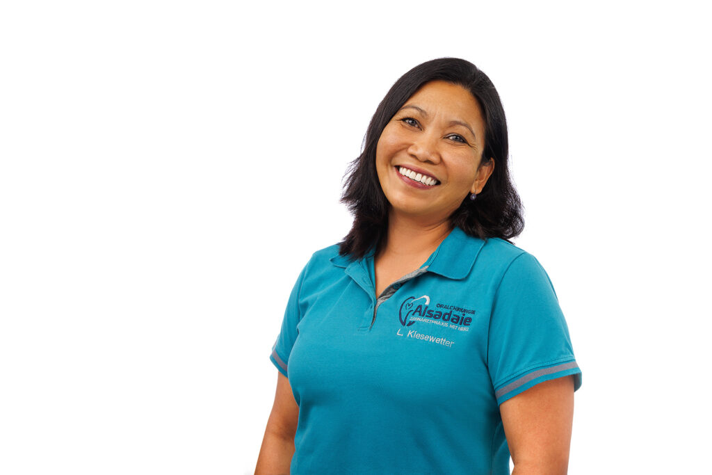 Lea Kiesewetter, ZMF im Praxismanagement der Praxis Alsadaie